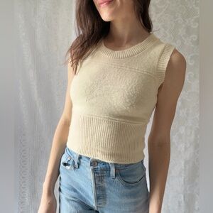 Vintage 80s Cream Knit Sweater Vest Minimal Soft Star Pattern Top